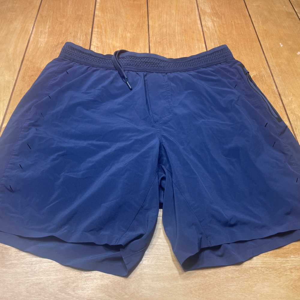 Ten Thousand The Session Short Size Medium color Blue with 7” inseam Lined EUC!!